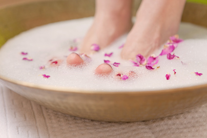 Bain de pied pour enlever la corne des pieds bain pied enlever corne